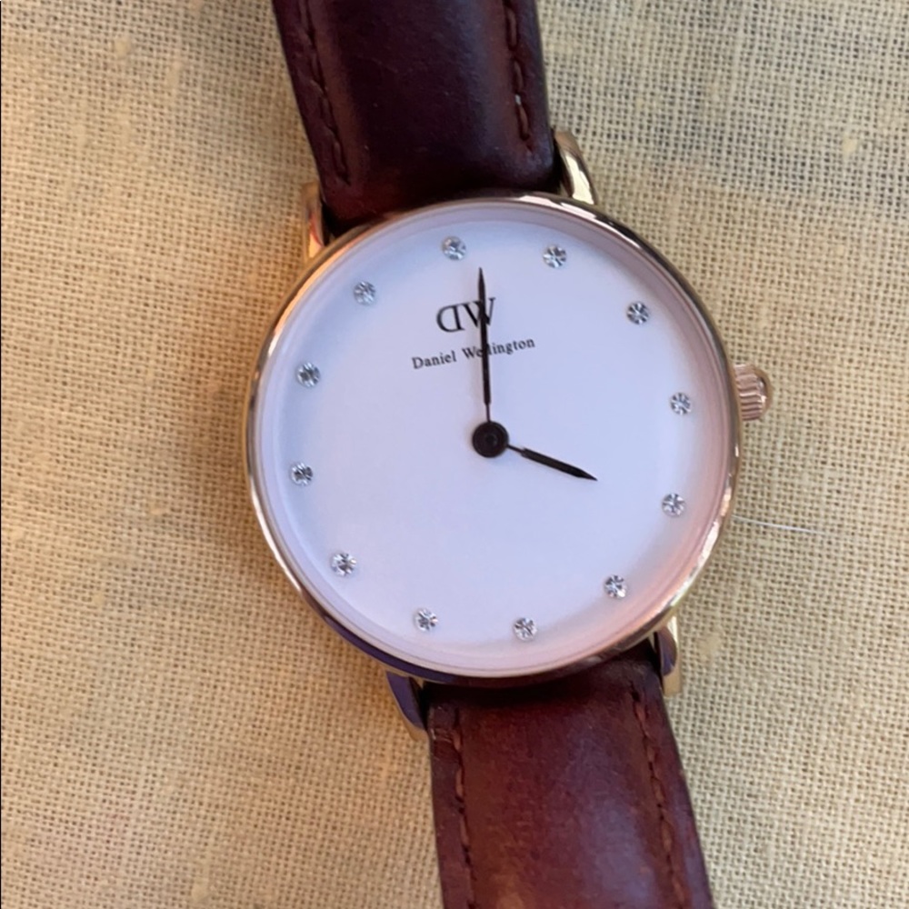 Daniel Wellington Classic gold leather watch